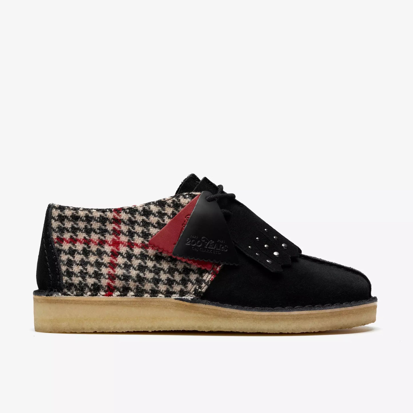 Black Tweed Desert Trek