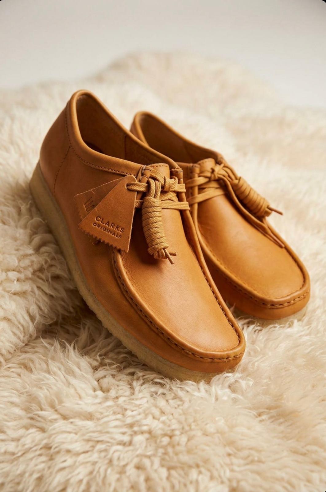 ORINGINAL WALLABEE CLARKS