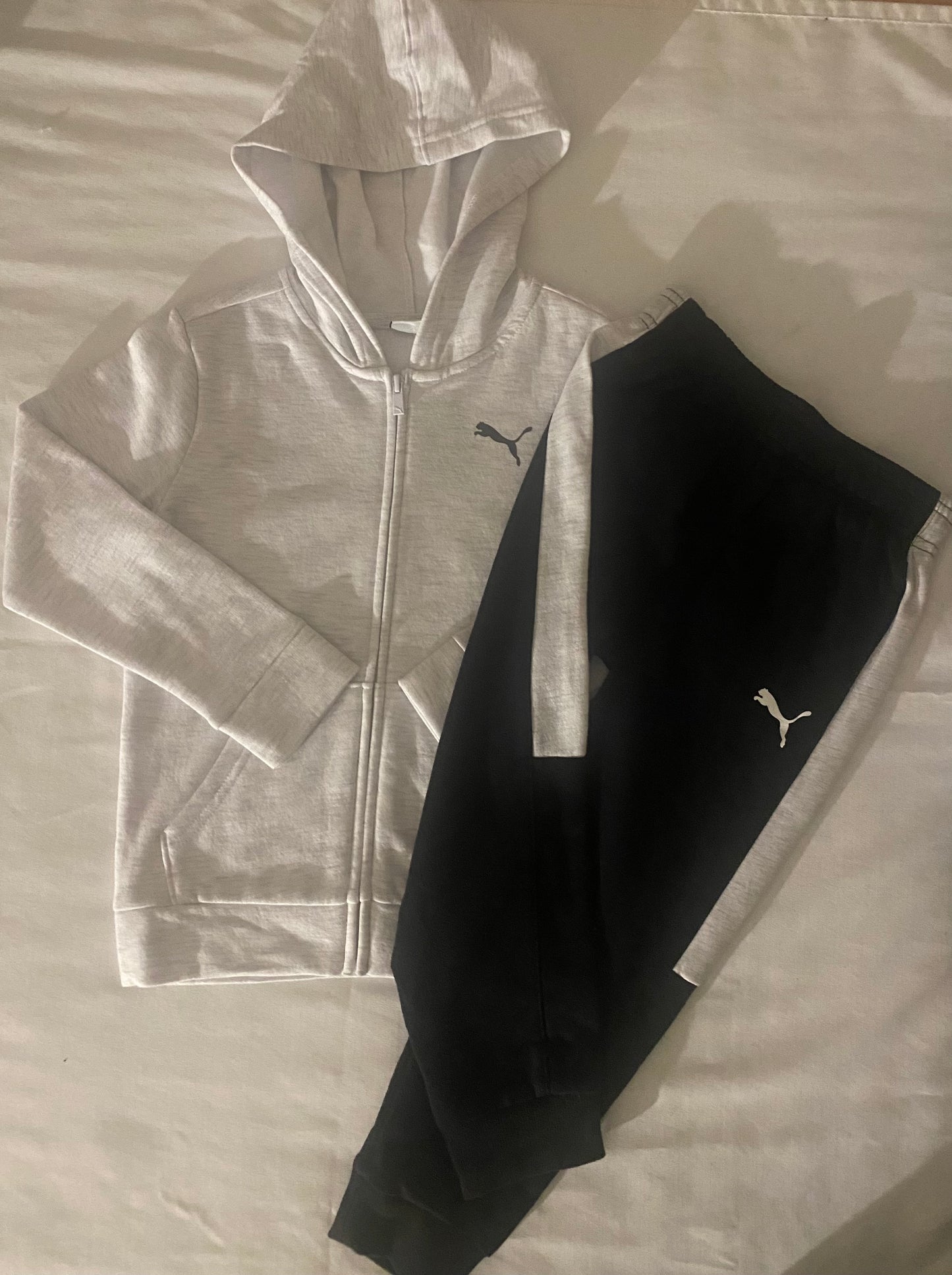 Girls Puma Sweatsuit