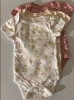 Girl Caters Baby 3-Piece Bodysuit